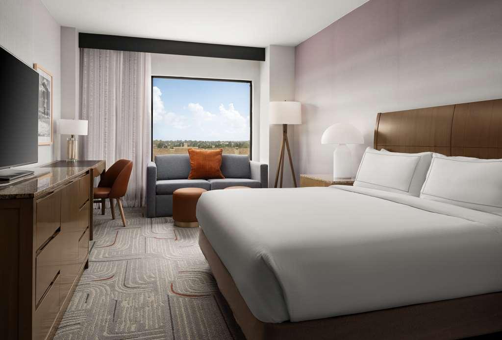 Hotel Zessa Orange County Airport, A Doubletree By Hilton Santa Ana Værelse billede