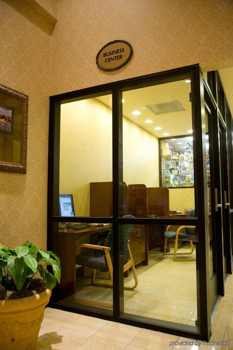 Hotel Zessa Orange County Airport, A Doubletree By Hilton Santa Ana Faciliteter billede